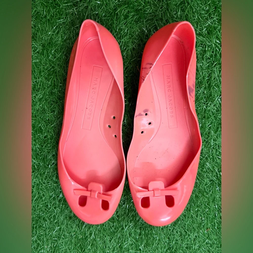 Marc Jacobs‎ Women's Plastic Coral Flats Size 37